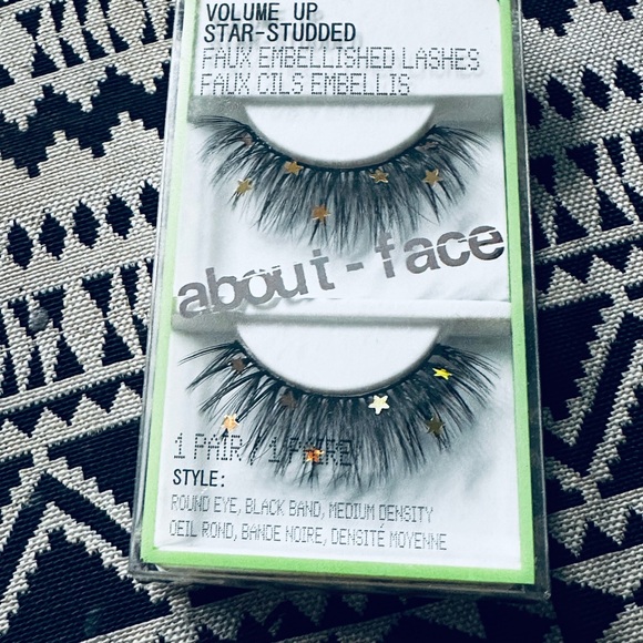 Black False Eyelashes Set - Picture 2 of 3